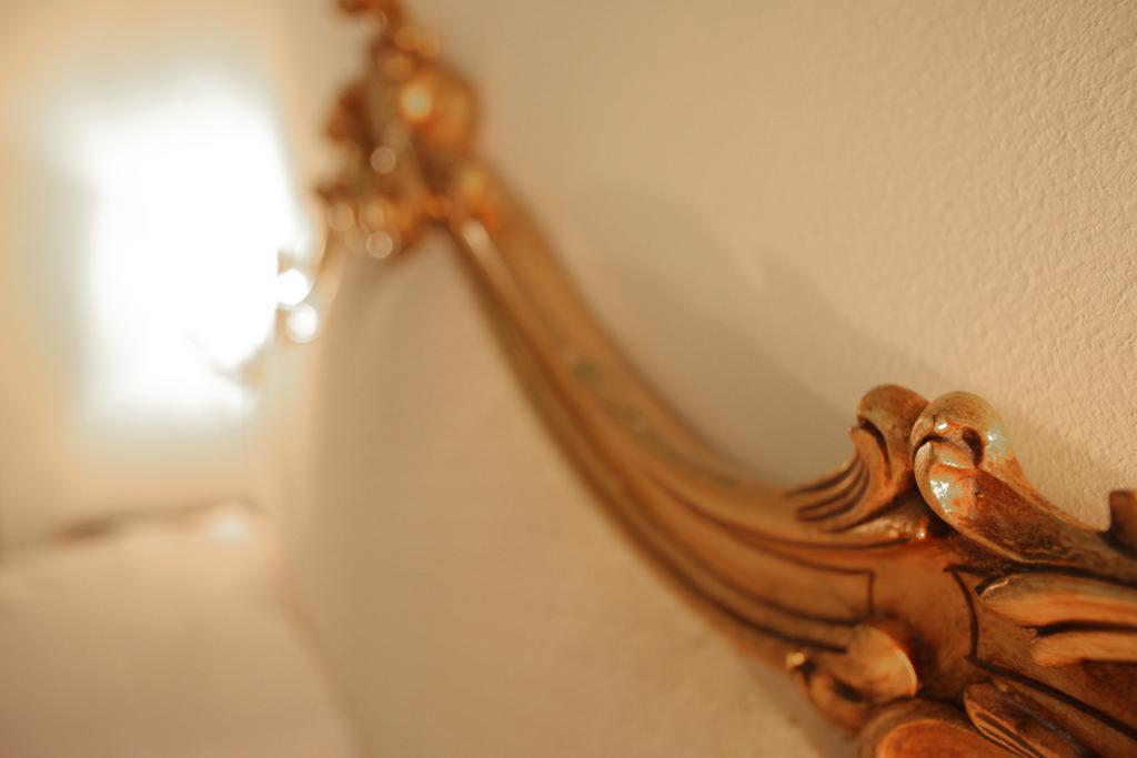 Antica Palermo R&B Bed & Breakfast Room photo